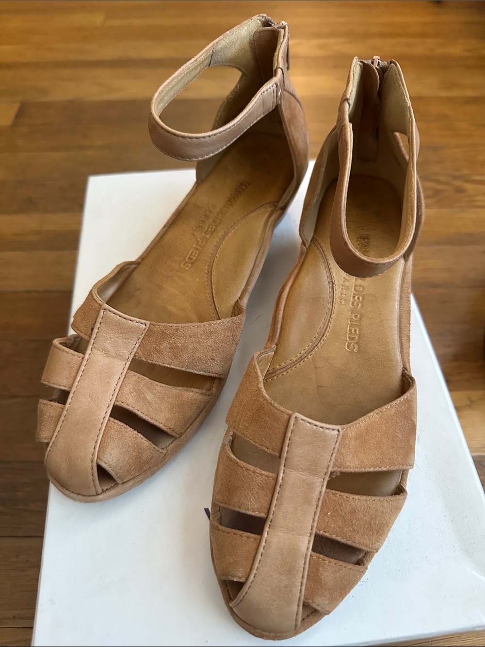 L’Amour Des Pieds Bella Tan Open-Toe Ankle Strap Suede Sandals - Size 7.5